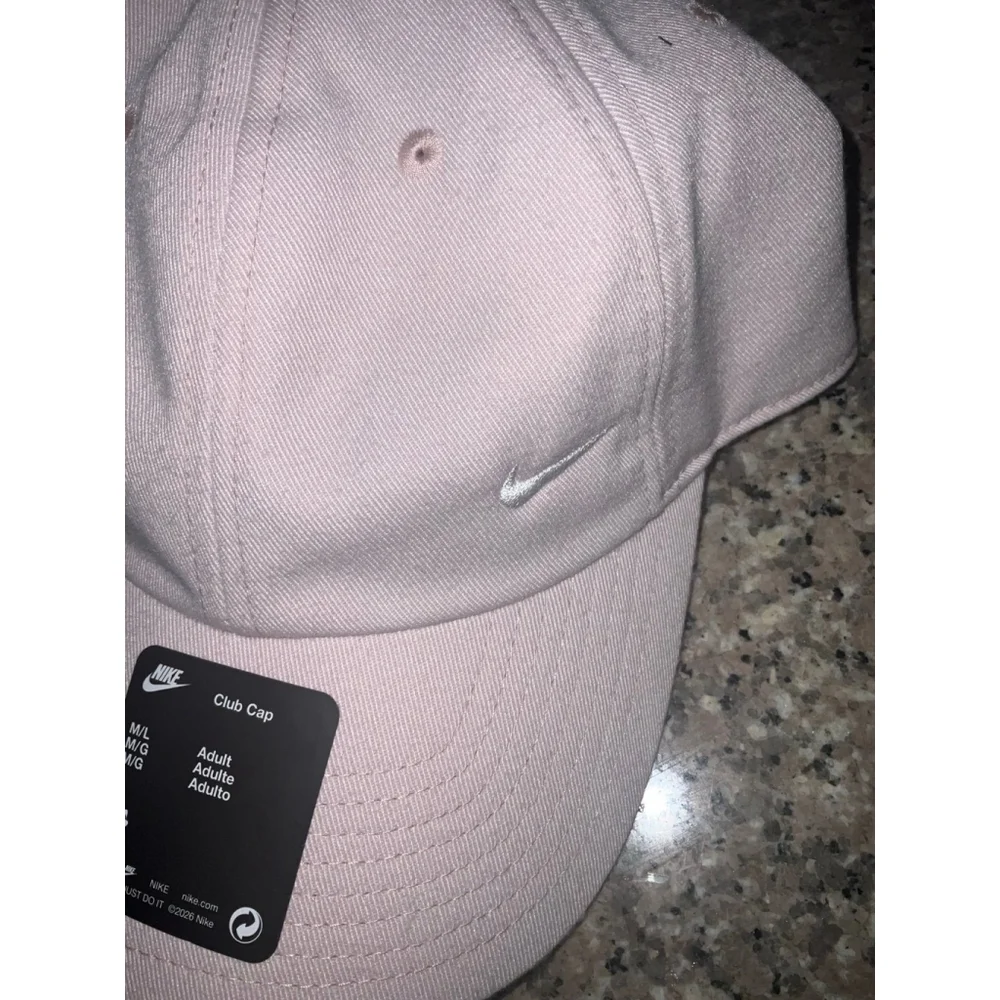 Pink Nike Club Classic cap